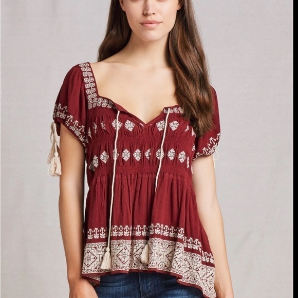 Tularosa Tops - Tularosa Woman’s Bohemian size Medium Top